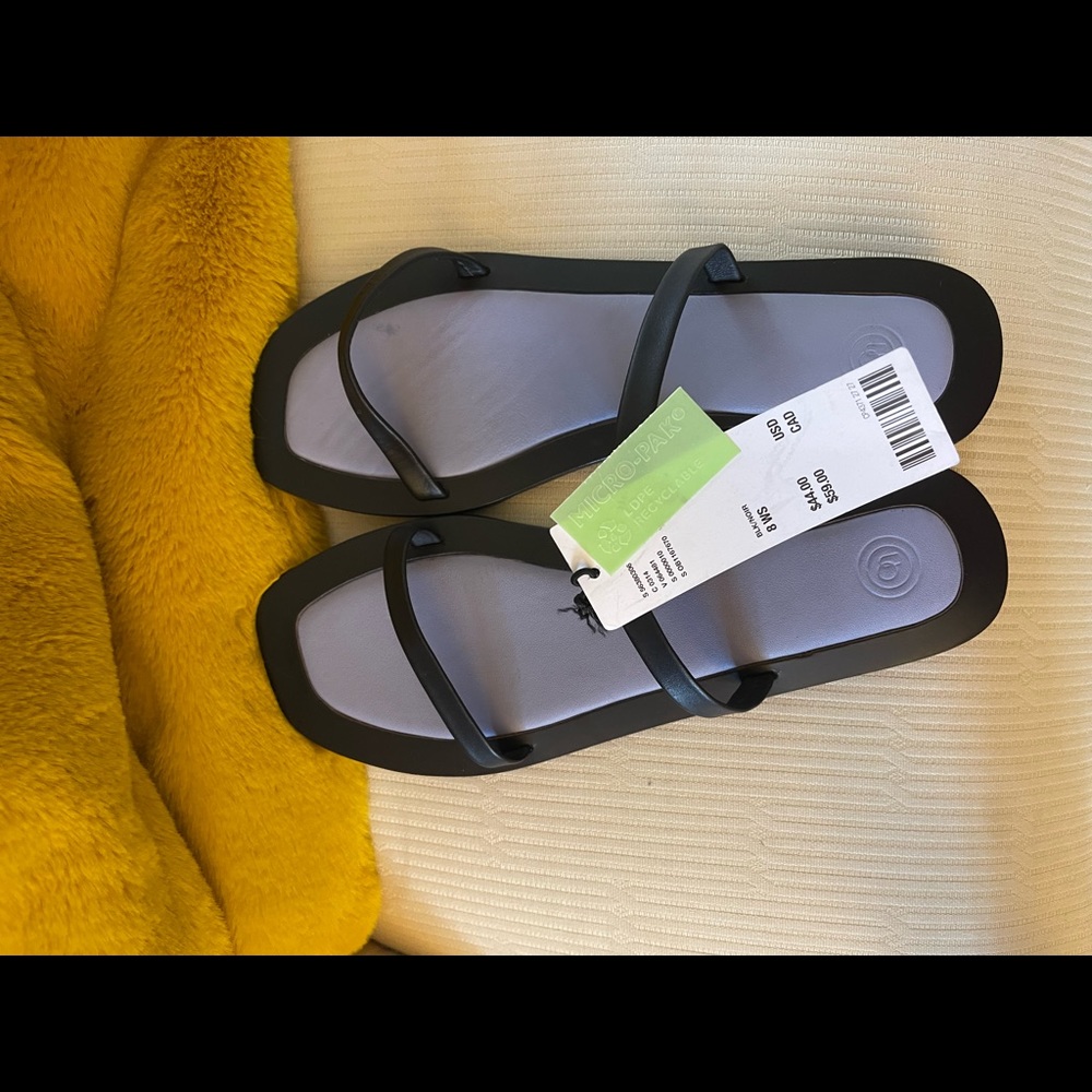 NWT urban outfitters sandals